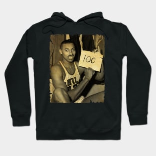 Wilt Chamberlain - Vintage Design Of Basketball Hoodie